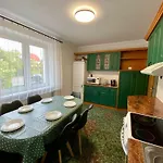 Ogrodowe Zacisze - Rodzinne Apartman Jastrzębia Góra
